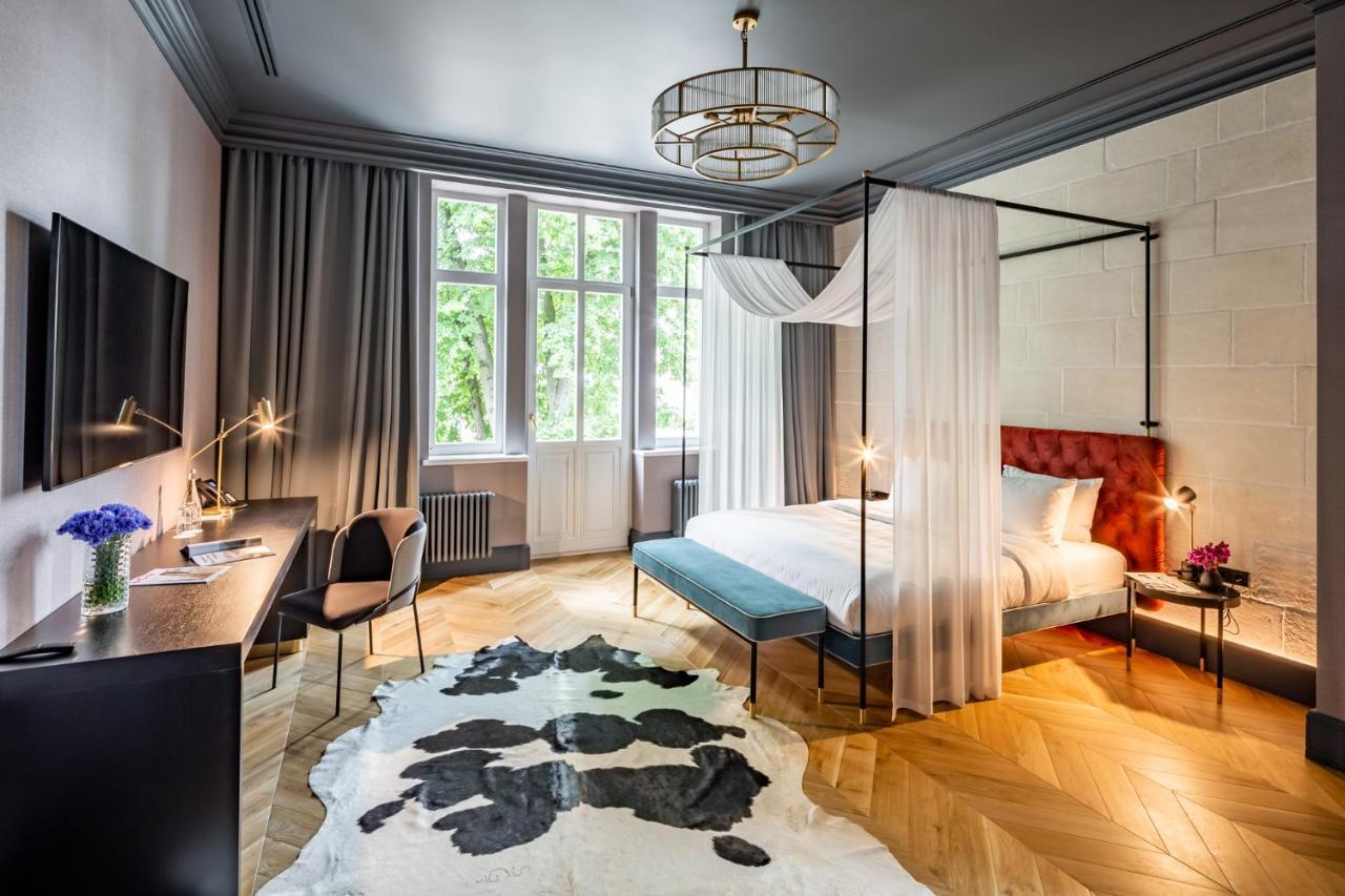 Lion'S Castle Hotel Lviv Kültér fotó