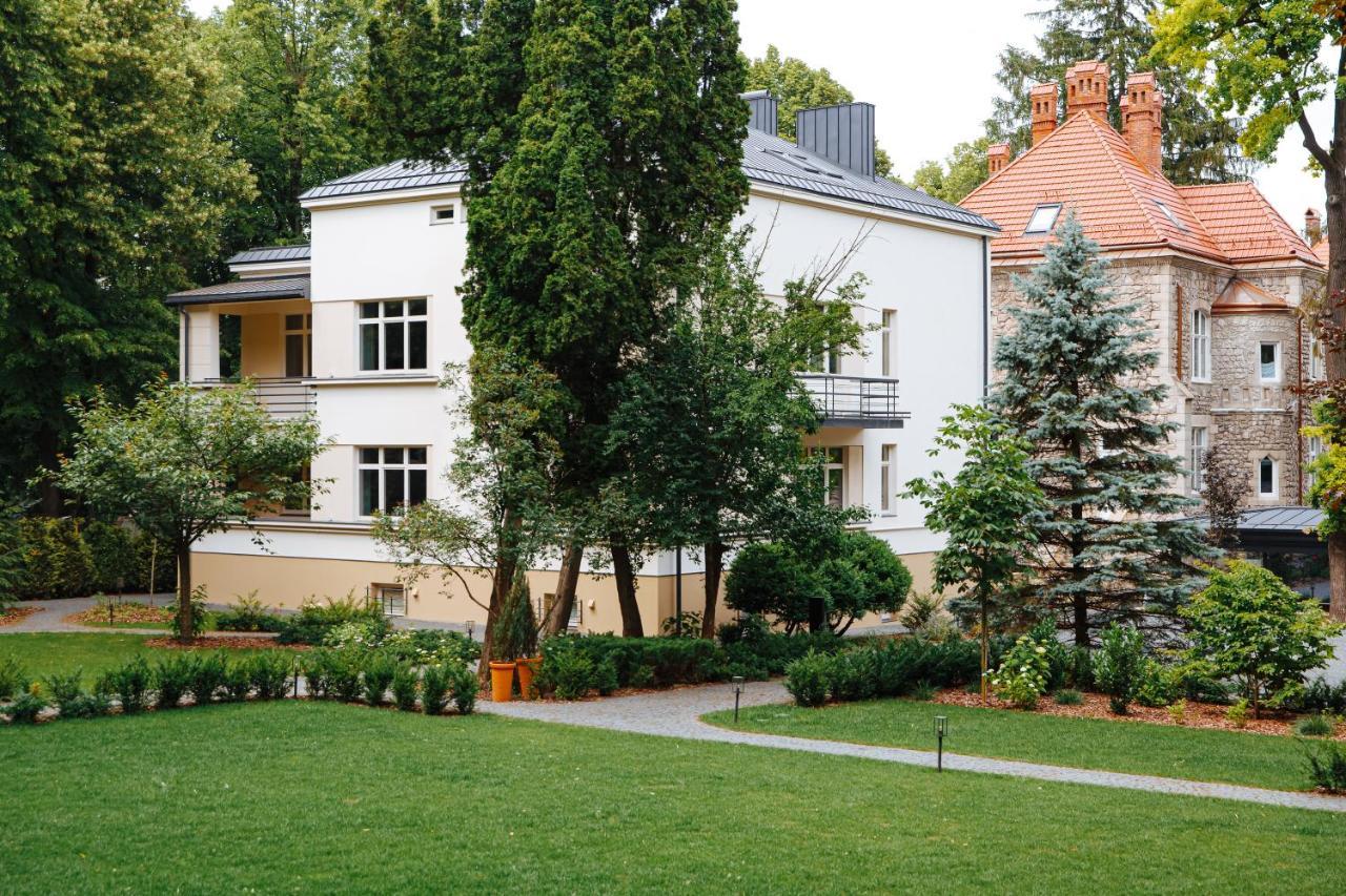 Lion'S Castle Hotel Lviv Kültér fotó